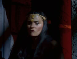 extant_XenaWarriorPrincess_6x04_WhosGurkhan_03493