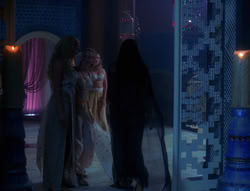 extant_XenaWarriorPrincess_6x04_WhosGurkhan_03524
