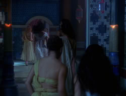 extant_XenaWarriorPrincess_6x04_WhosGurkhan_03541
