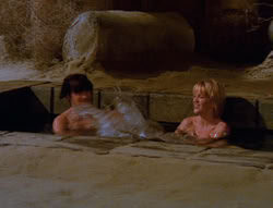 extant_XenaWarriorPrincess_6x05-Legacy_00071