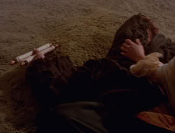 extant_XenaWarriorPrincess_6x05-Legacy_01639