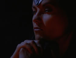 extant_XenaWarriorPrincess_6x07-TheRheingold_0017