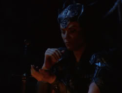 extant_XenaWarriorPrincess_6x07-TheRheingold_0048