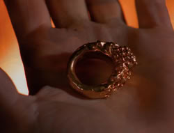 extant_XenaWarriorPrincess_6x07-TheRheingold_0051