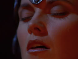 extant_XenaWarriorPrincess_6x07-TheRheingold_0102