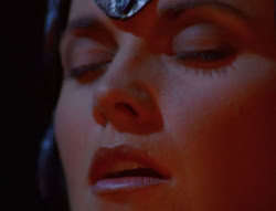 extant_XenaWarriorPrincess_6x07-TheRheingold_0103