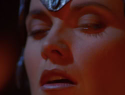 extant_XenaWarriorPrincess_6x07-TheRheingold_0105