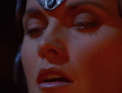 extant_XenaWarriorPrincess_6x07-TheRheingold_0106