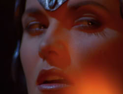 extant_XenaWarriorPrincess_6x07-TheRheingold_0114