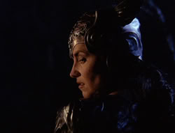 extant_XenaWarriorPrincess_6x07-TheRheingold_0125