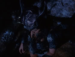extant_XenaWarriorPrincess_6x07-TheRheingold_0134