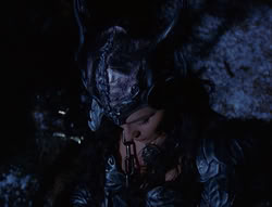 extant_XenaWarriorPrincess_6x07-TheRheingold_0135