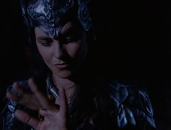 extant_XenaWarriorPrincess_6x07-TheRheingold_0141
