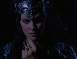 extant_XenaWarriorPrincess_6x07-TheRheingold_0166