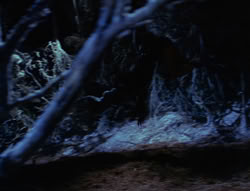 extant_XenaWarriorPrincess_6x07-TheRheingold_0186