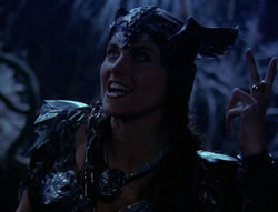 extant_XenaWarriorPrincess_6x07-TheRheingold_0200