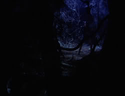 extant_XenaWarriorPrincess_6x07-TheRheingold_0209