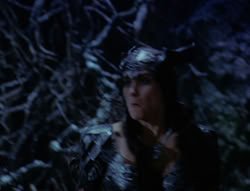 extant_XenaWarriorPrincess_6x07-TheRheingold_0213