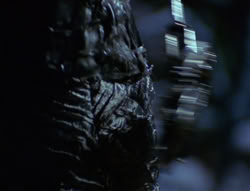 extant_XenaWarriorPrincess_6x07-TheRheingold_0230