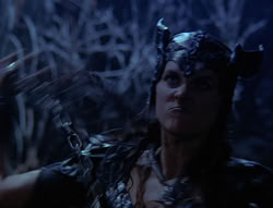 extant_XenaWarriorPrincess_6x07-TheRheingold_0231