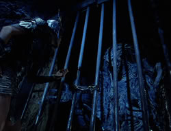 extant_XenaWarriorPrincess_6x07-TheRheingold_0313