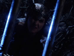 extant_XenaWarriorPrincess_6x07-TheRheingold_0319