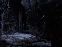 extant_XenaWarriorPrincess_6x07-TheRheingold_0342