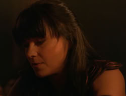 extant_XenaWarriorPrincess_6x07-TheRheingold_0464
