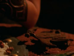 extant_XenaWarriorPrincess_6x07-TheRheingold_0476