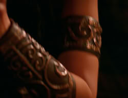 extant_XenaWarriorPrincess_6x07-TheRheingold_0477