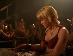 extant_XenaWarriorPrincess_6x07-TheRheingold_0498