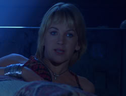 extant_XenaWarriorPrincess_6x07-TheRheingold_0612