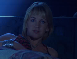 extant_XenaWarriorPrincess_6x07-TheRheingold_0613