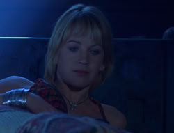 extant_XenaWarriorPrincess_6x07-TheRheingold_0624