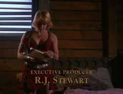extant_XenaWarriorPrincess_6x07-TheRheingold_0658