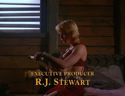 extant_XenaWarriorPrincess_6x07-TheRheingold_0661