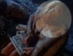 extant_XenaWarriorPrincess_6x07-TheRheingold_0700