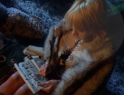 extant_XenaWarriorPrincess_6x07-TheRheingold_0702