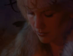 extant_XenaWarriorPrincess_6x07-TheRheingold_0732