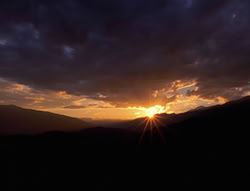 extant_XenaWarriorPrincess_6x07-TheRheingold_0757