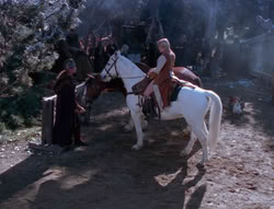 extant_XenaWarriorPrincess_6x07-TheRheingold_0785