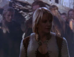 extant_XenaWarriorPrincess_6x07-TheRheingold_0802