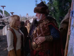 extant_XenaWarriorPrincess_6x07-TheRheingold_0835