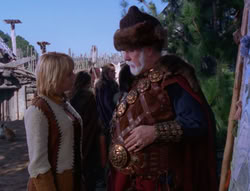 extant_XenaWarriorPrincess_6x07-TheRheingold_0837