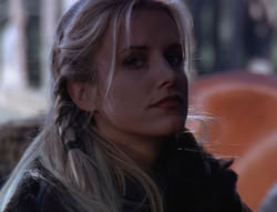 extant_XenaWarriorPrincess_6x07-TheRheingold_0894