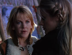 extant_XenaWarriorPrincess_6x07-TheRheingold_0900