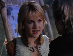 extant_XenaWarriorPrincess_6x07-TheRheingold_0902