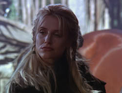 extant_XenaWarriorPrincess_6x07-TheRheingold_0907