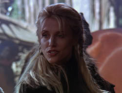 extant_XenaWarriorPrincess_6x07-TheRheingold_0908
