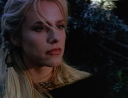 extant_XenaWarriorPrincess_6x07-TheRheingold_0935